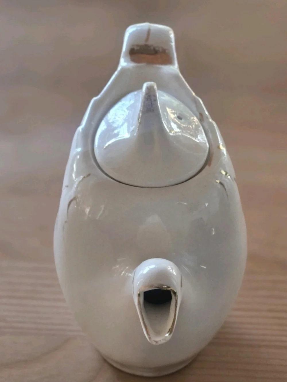 Vtg Swan Porcelain Creamer, Handpainted, Gold/Cream